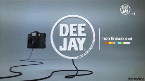 Radio Deejay, Radio Capital e M DUE O cambiano frequenza sul digitale terrestre