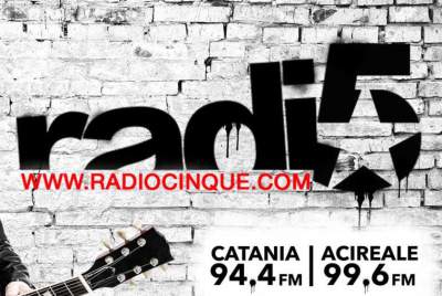 Cambio frequenza FM Acireale: Radio 5 sostituisce Radio Aci Broadcasting (99.6)